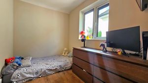 Photo 21- click for photo gallery